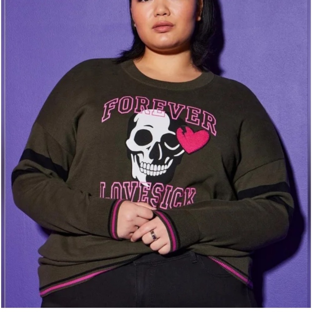 NWT Torrid Forever Lovesick Graphic Sweater - Olive